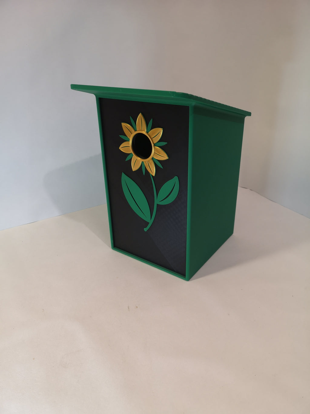 Specific birdhouses for tits and redstarts