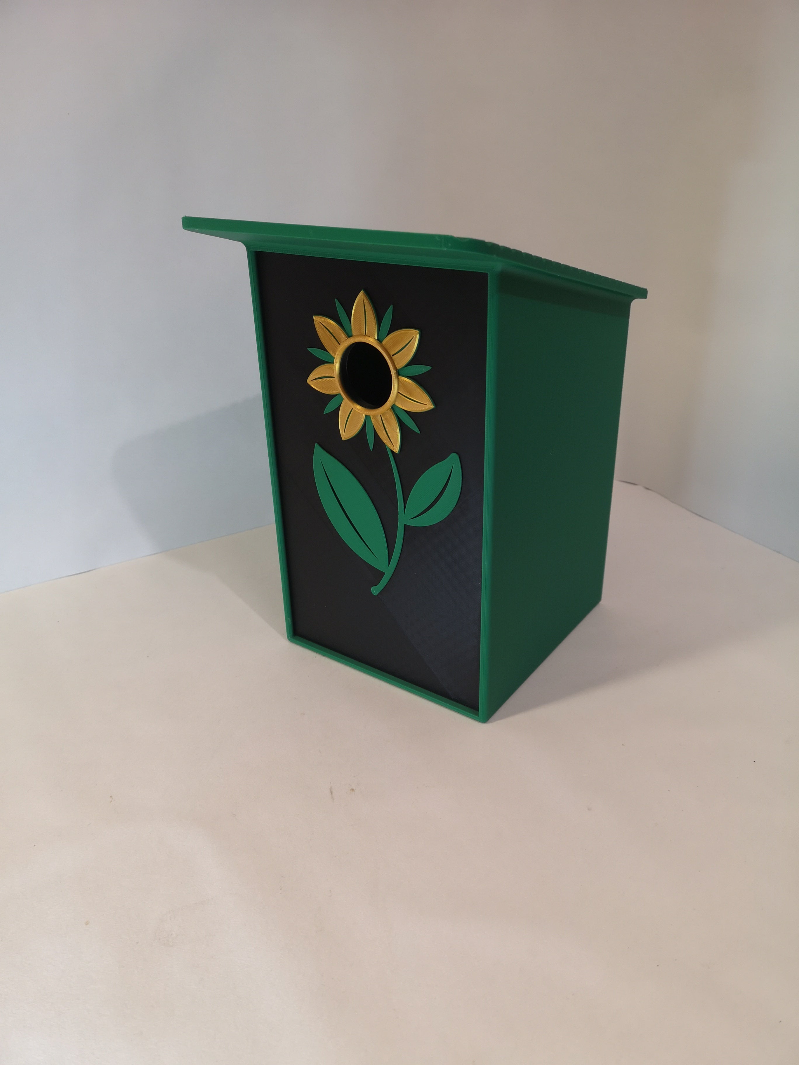 Specific birdhouses for tits and redstarts