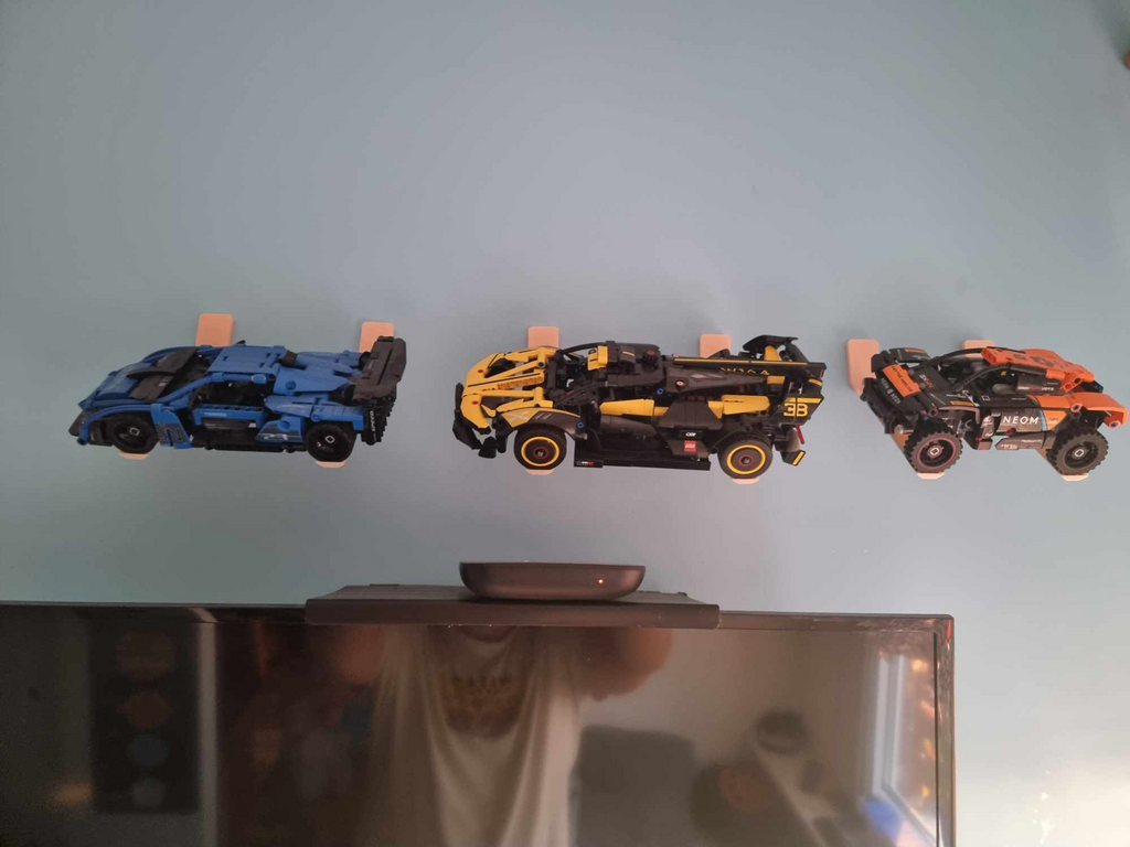 BRICKS LEGOS CAR WALL MOUNT