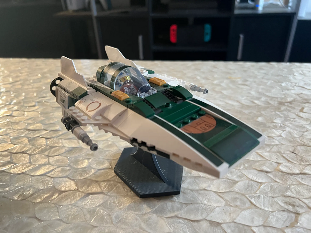 Ship Display Stand (LEGO Compatible)
