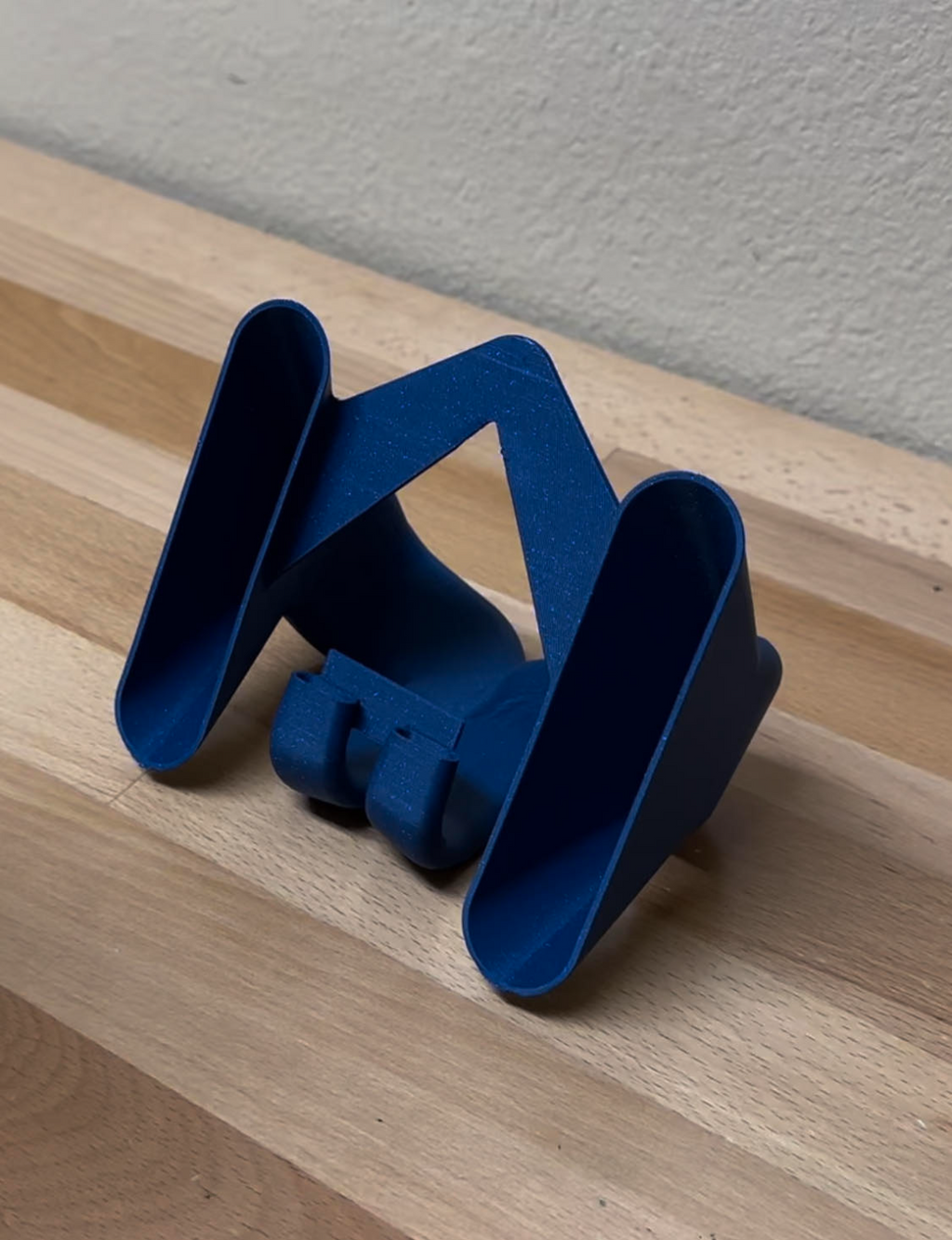 Tasteful Phone Speaker Stand