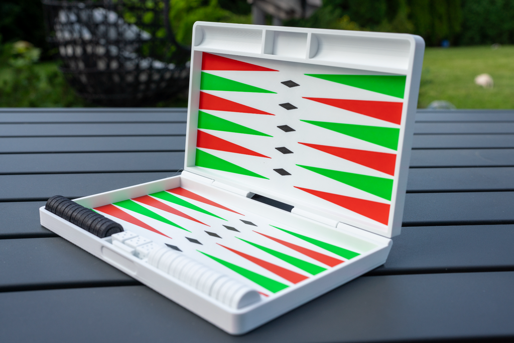Backgammon minimalist travel edition
