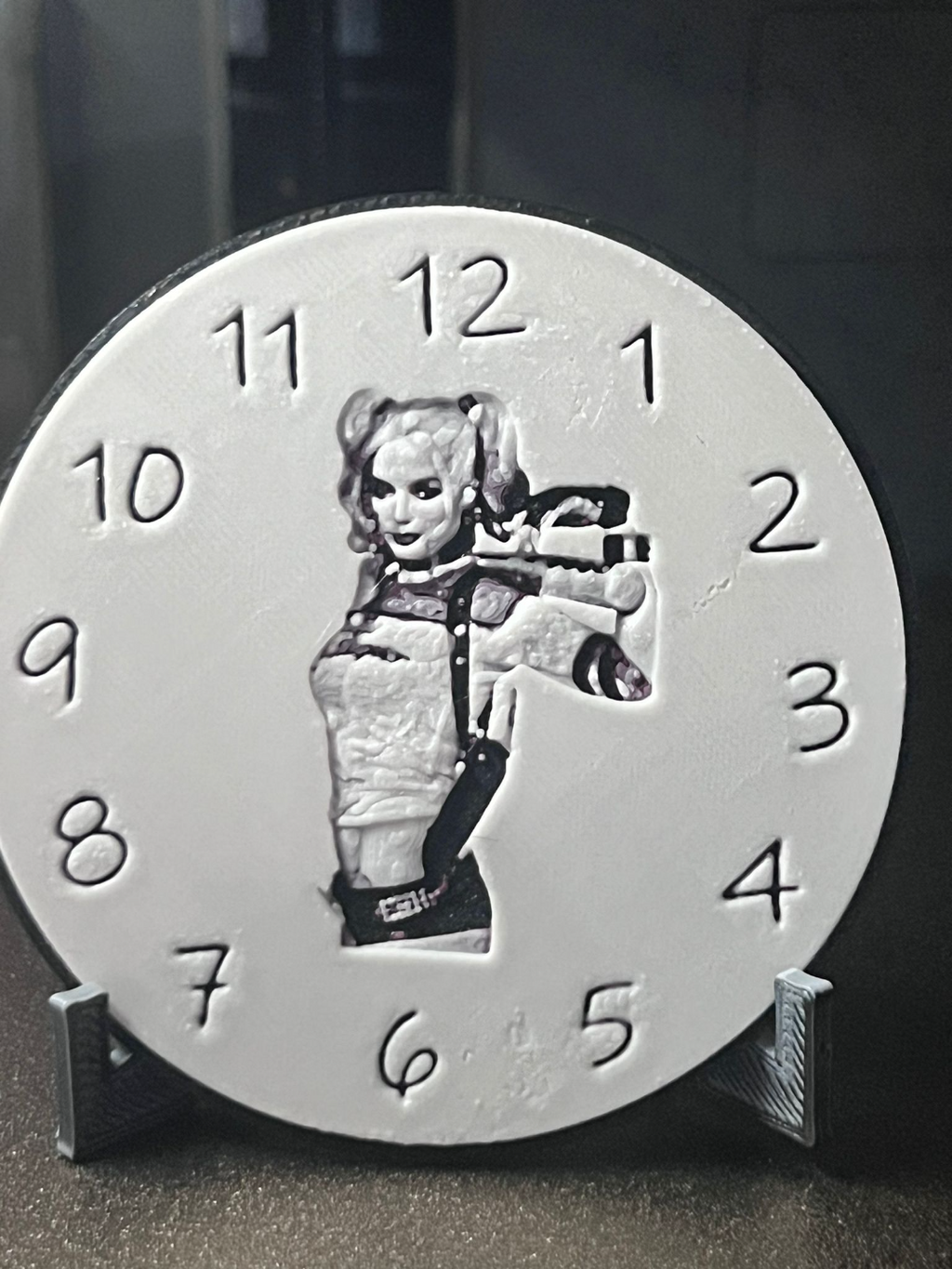 harley quinn hueforge clock face