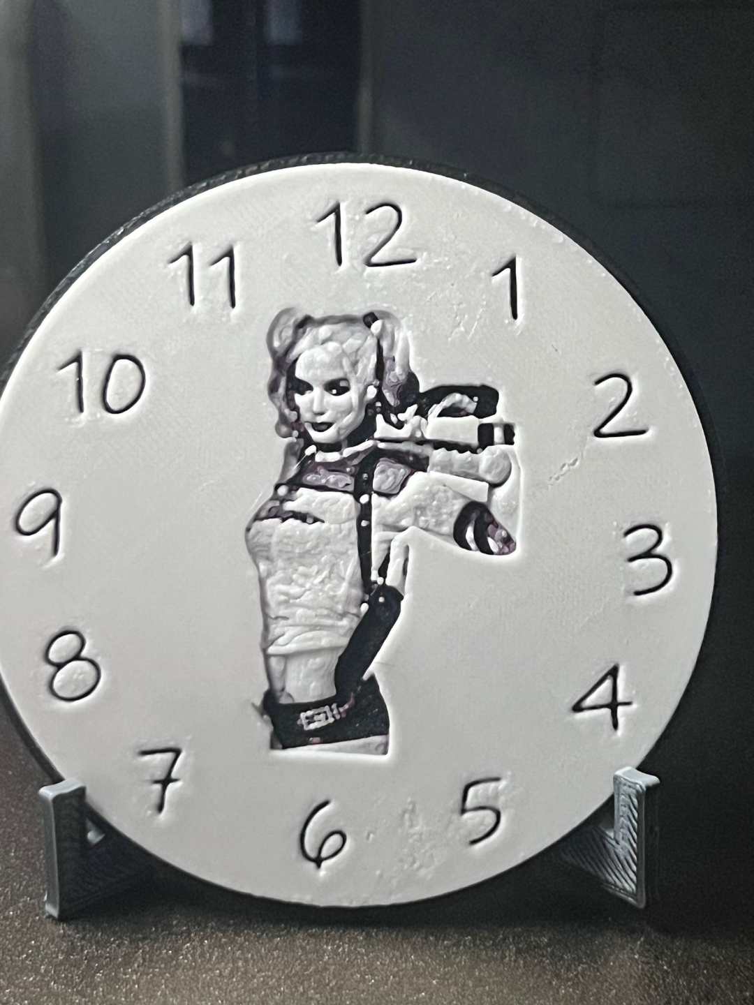 harley quinn hueforge clock face
