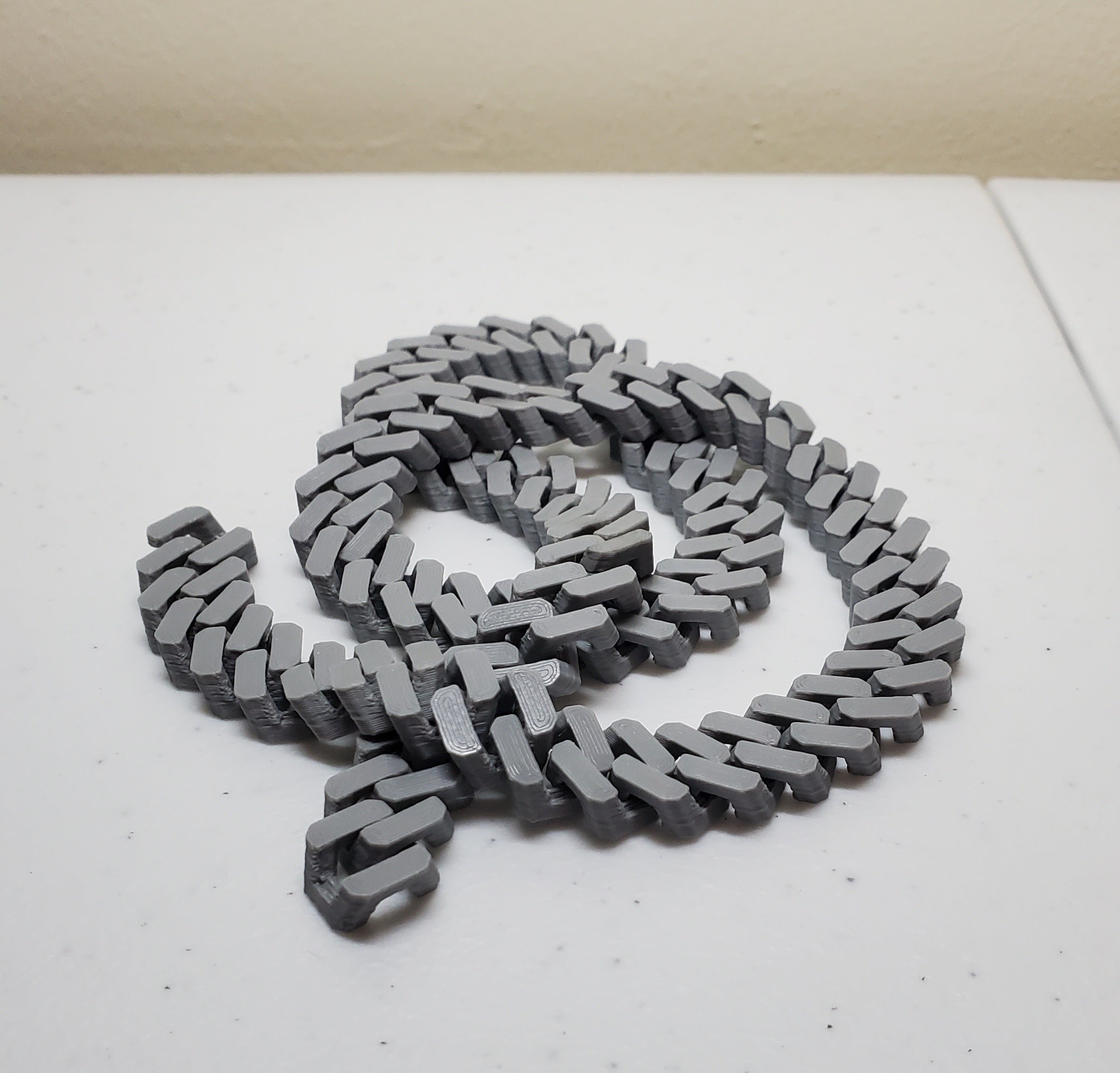 Ultra-Faceted Cuban Chain v100
