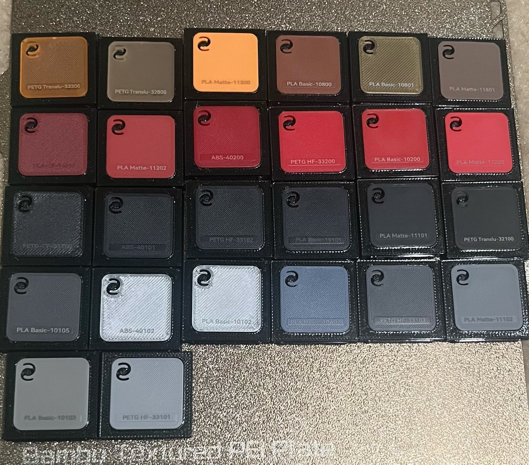 (WIP!) Modular Filament Swatch Display