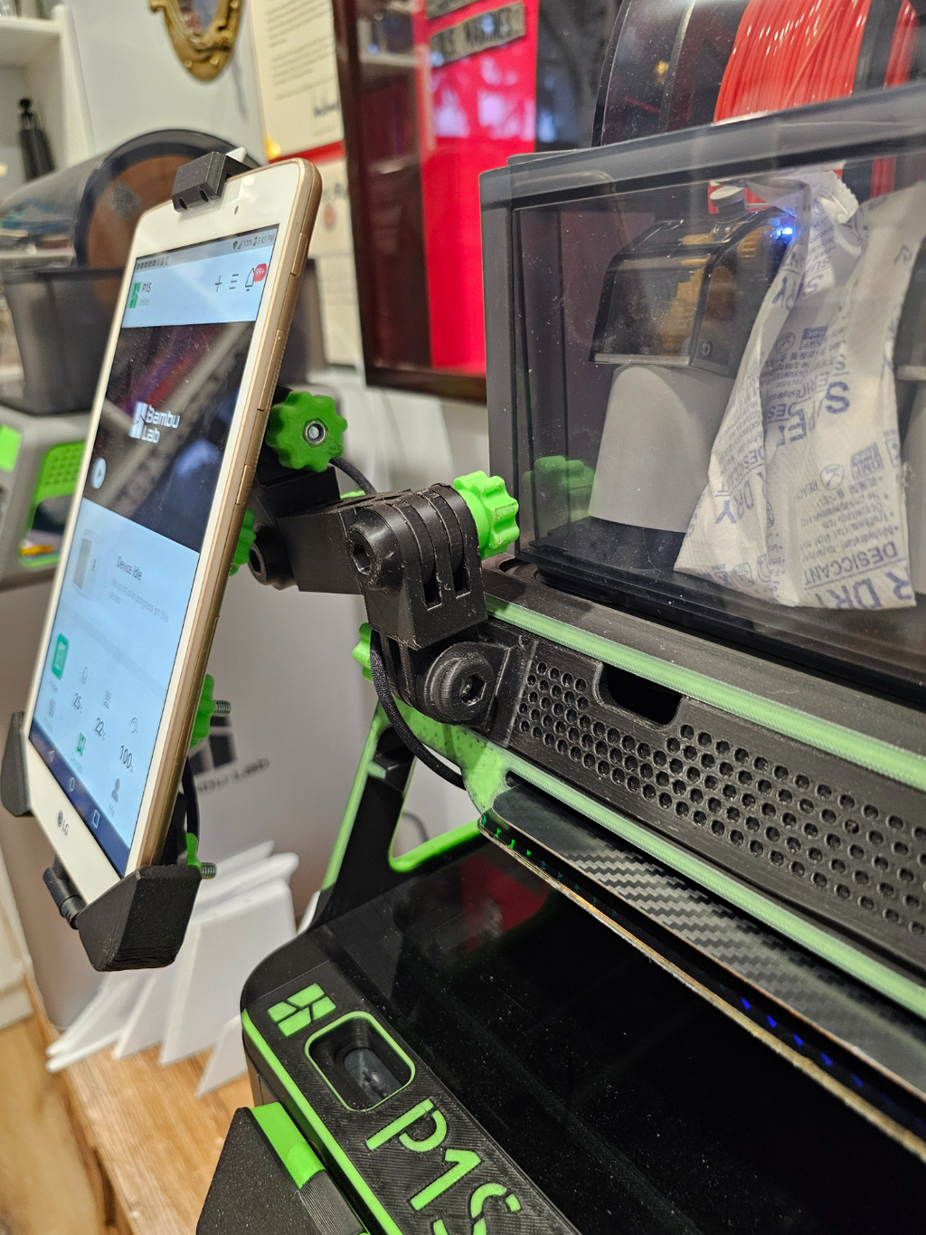 Drawer remix for tablet mount.