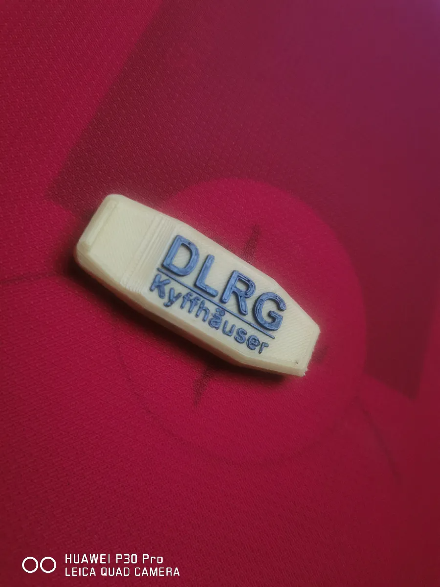 Pfeife mit DLRG