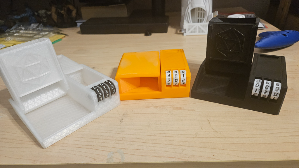 Compact Dice Tower and Life Counter