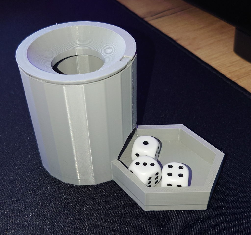 Mini dice tower ideal - for 1x1cm dice and smaller