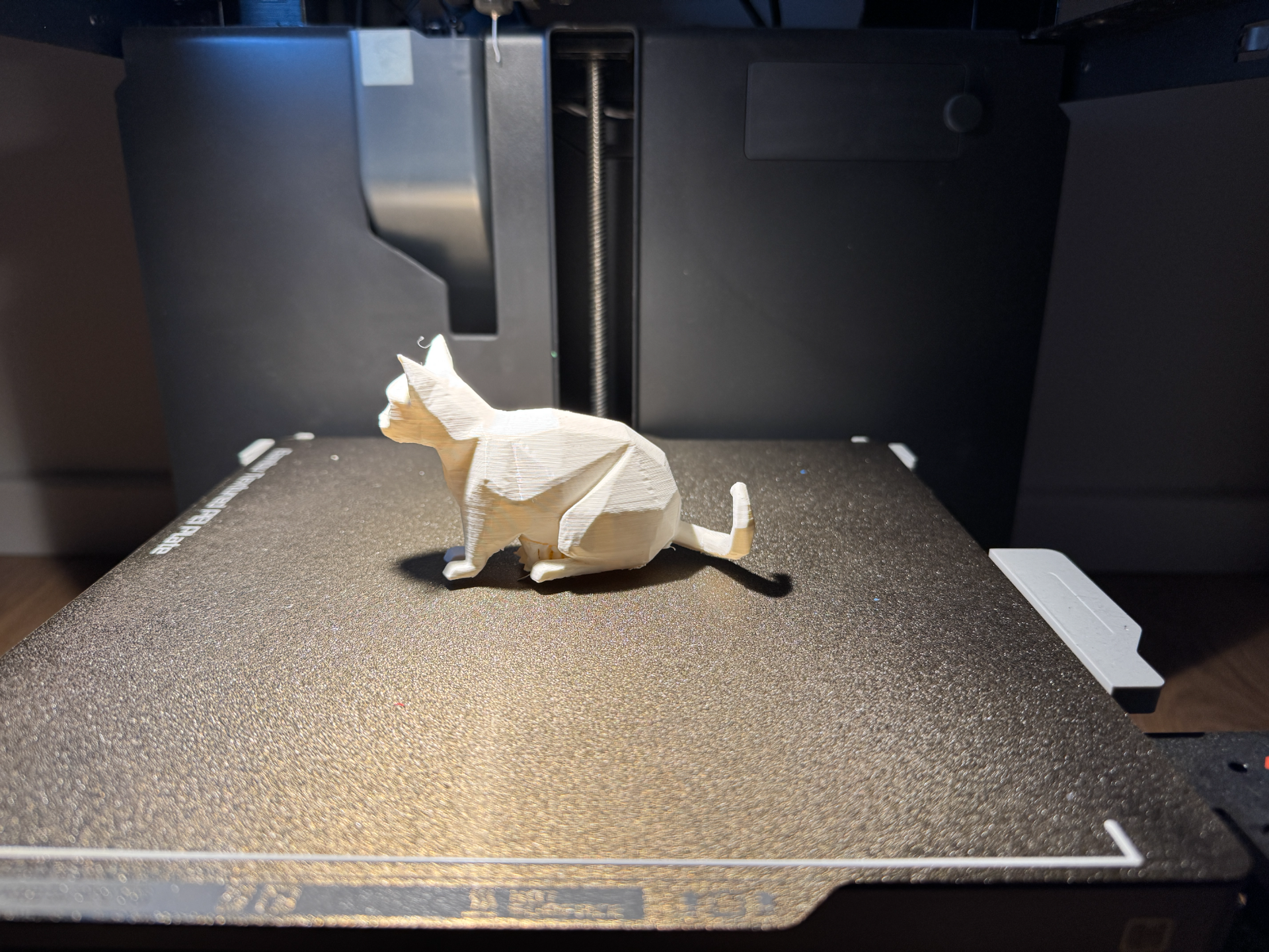 Low poly cat (free to sell)