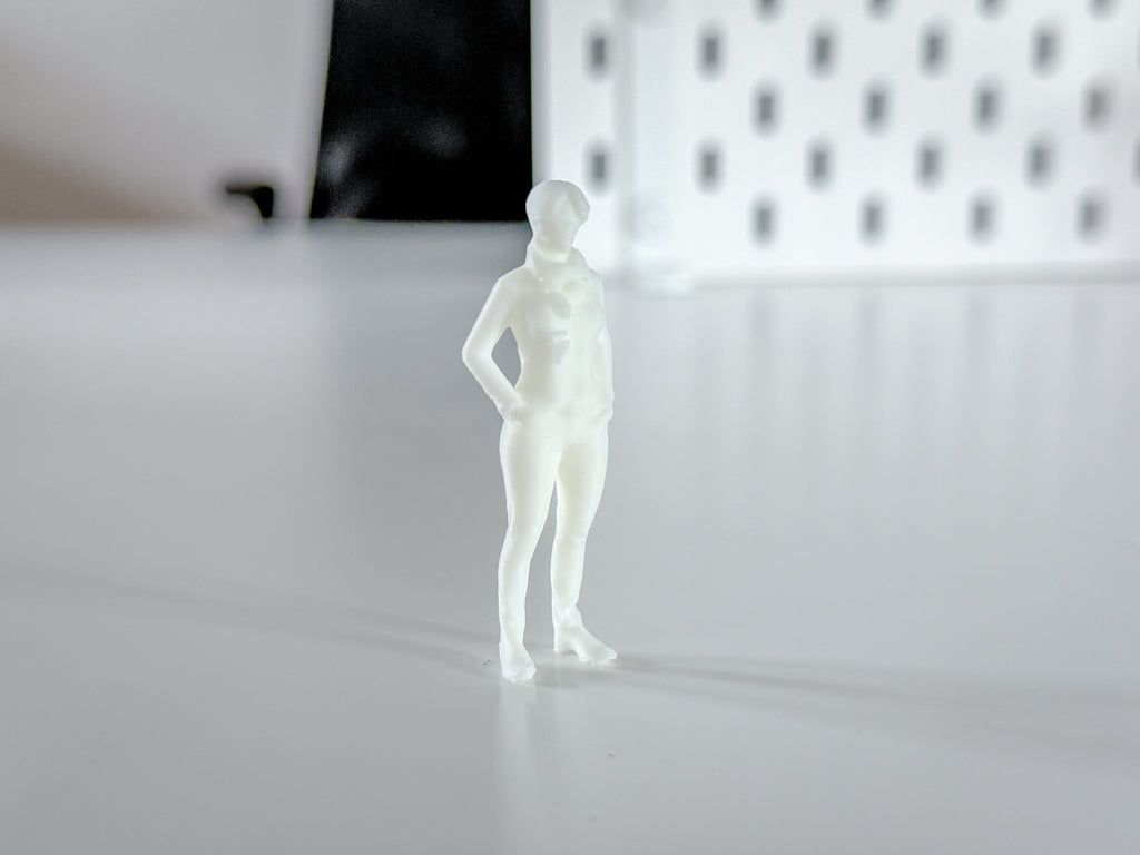 Miniature Woman for your Diorama