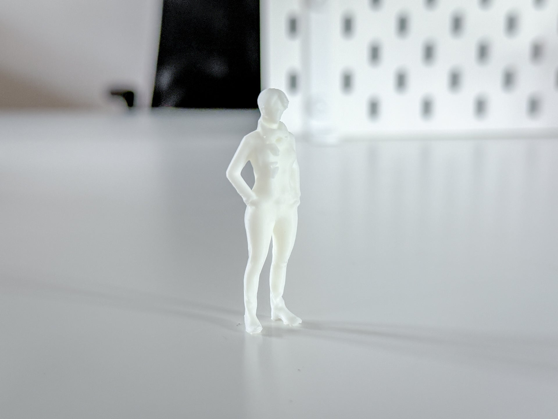 Miniature Woman for your Diorama