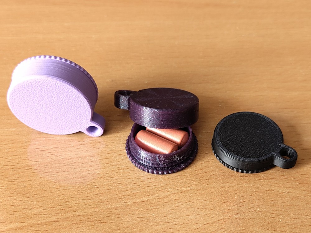 parametric keychain pill box
