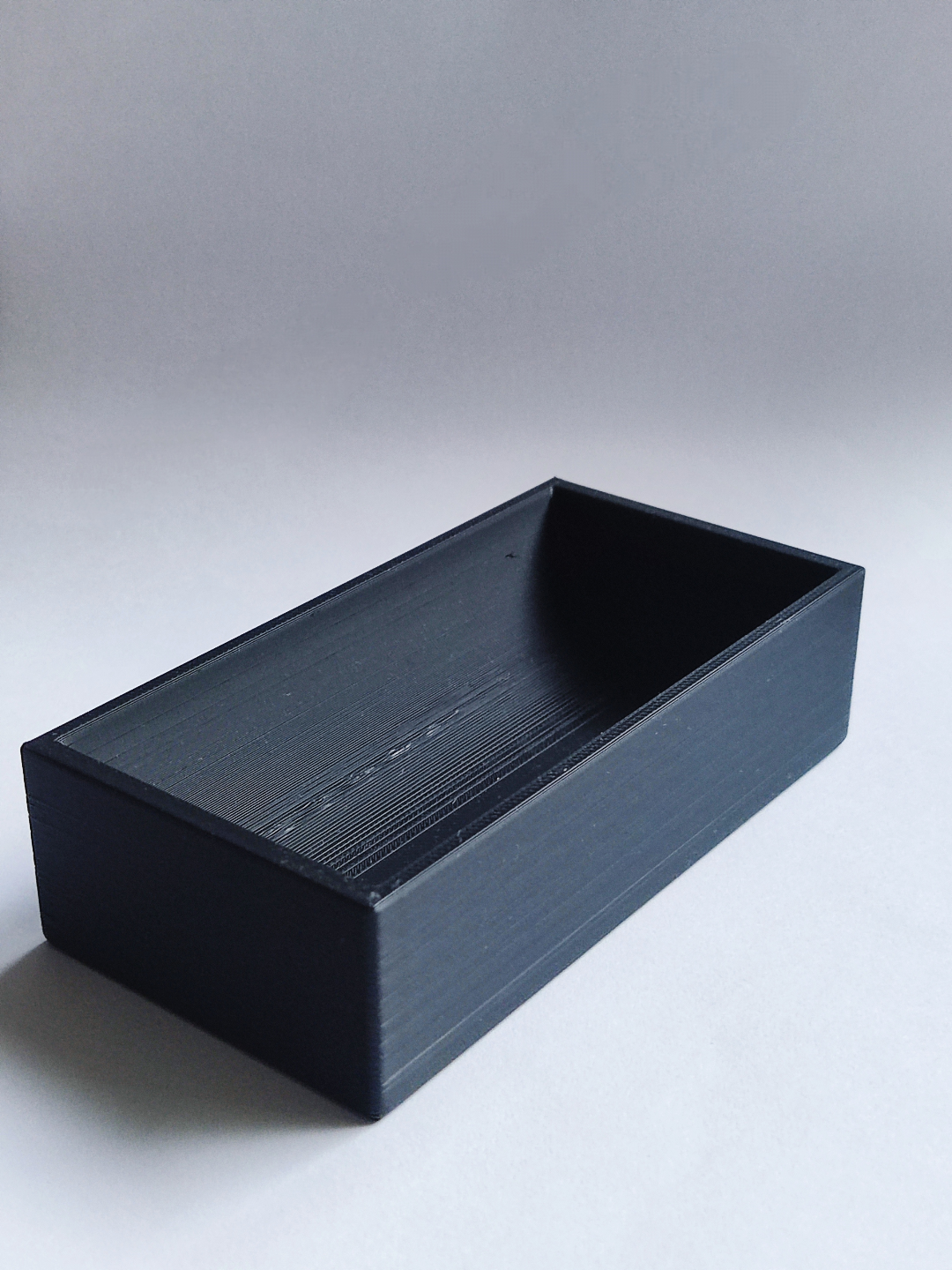 "Cable puck tray" for print-in-place cable management cable pucks by "Everydecentnameistaken"