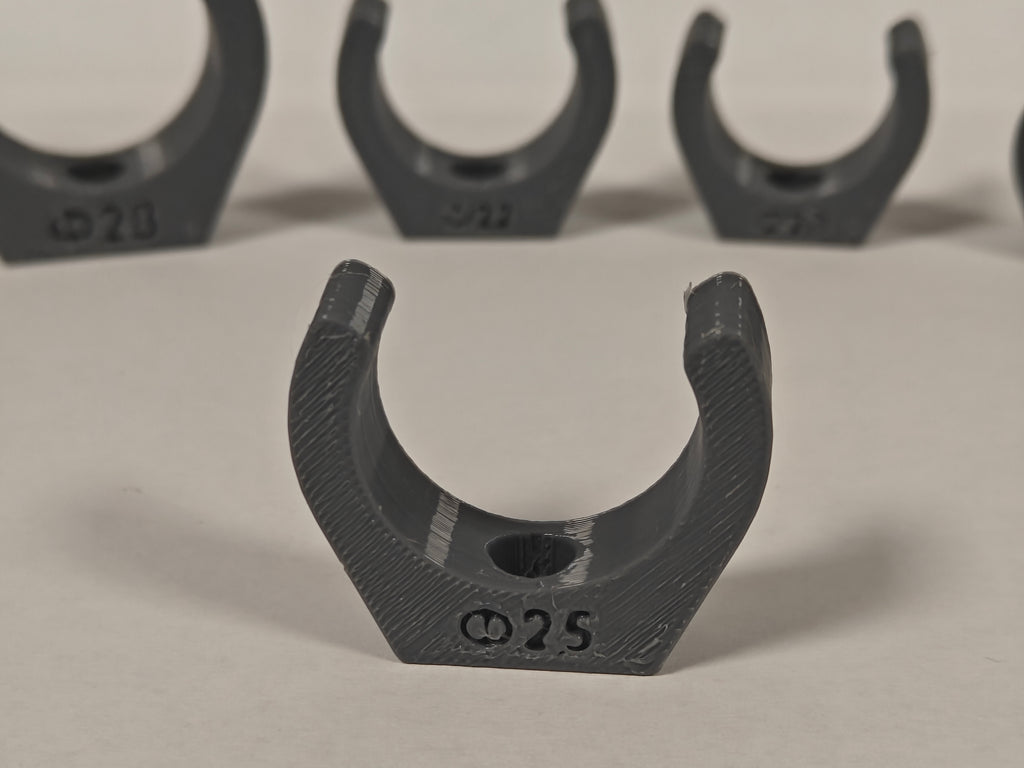 Small Pipe & Tube Clips | 16-28mm (M3)