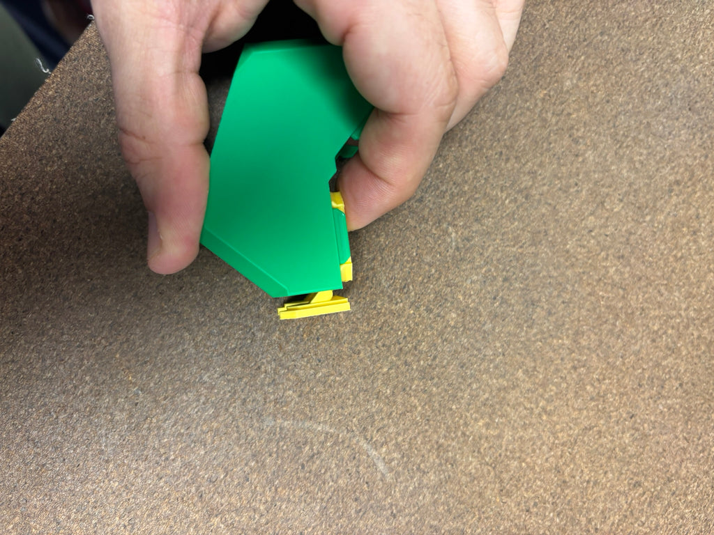 openGrid snap with cover and double hinge