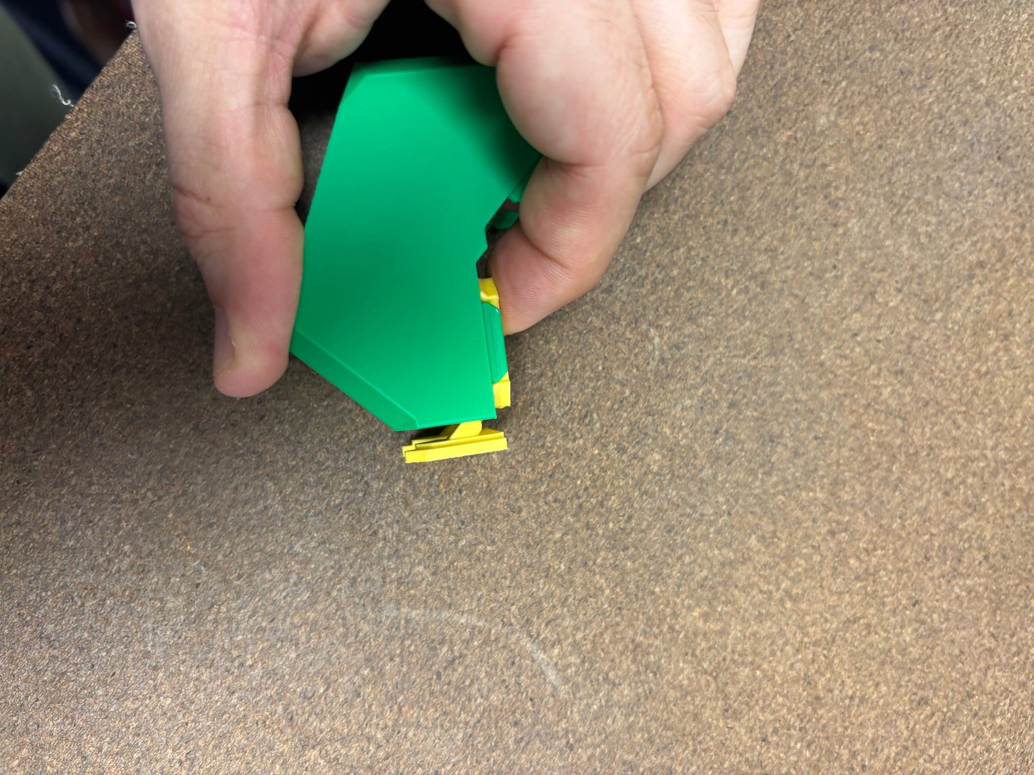 openGrid snap with cover and double hinge