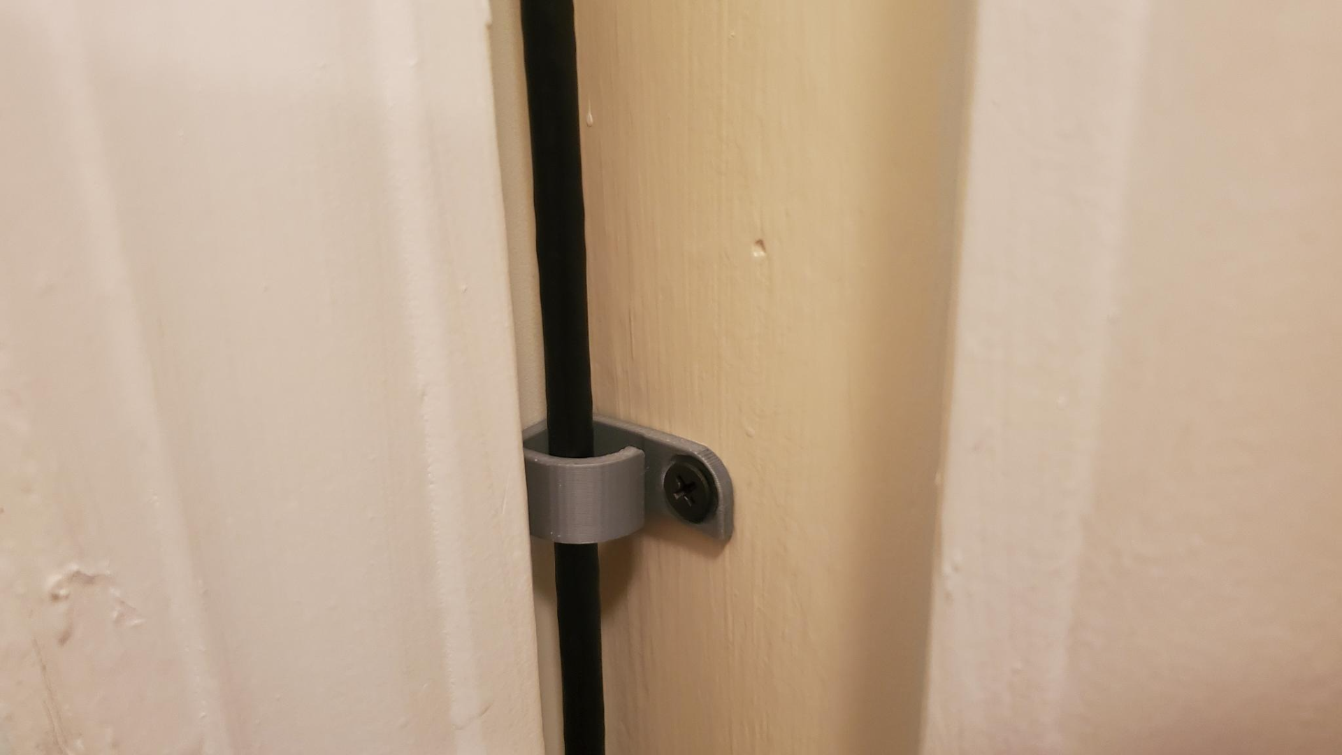 Simple Wire Hook