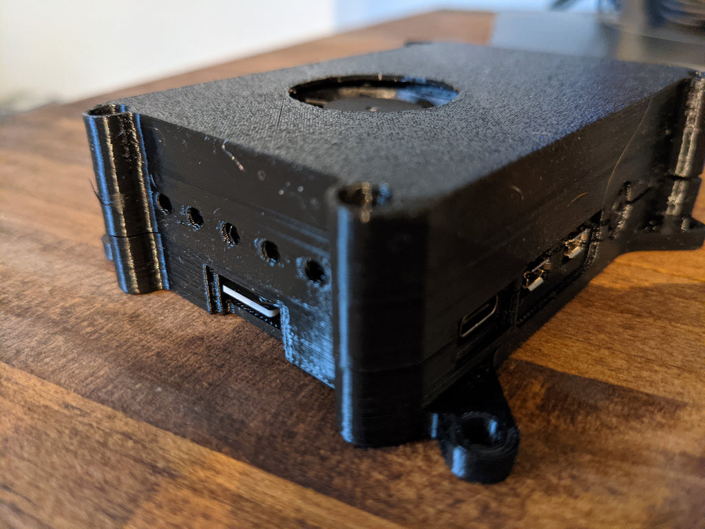 Raspberry Pi 4 Argon Mini Fan VESA Case