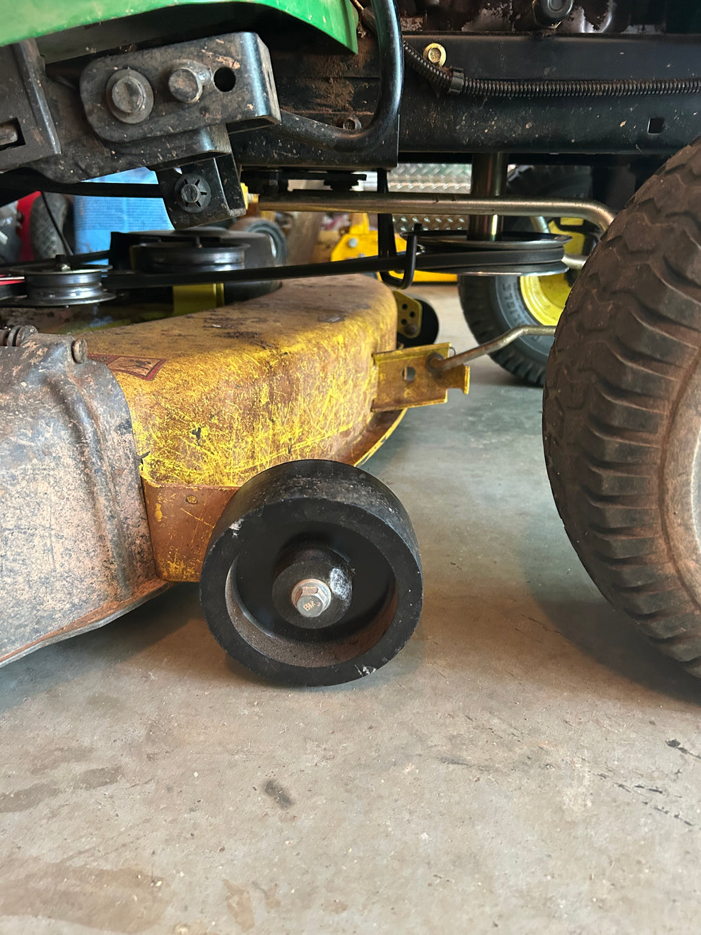 John Deere GX10168 Deck Wheel (5 in)