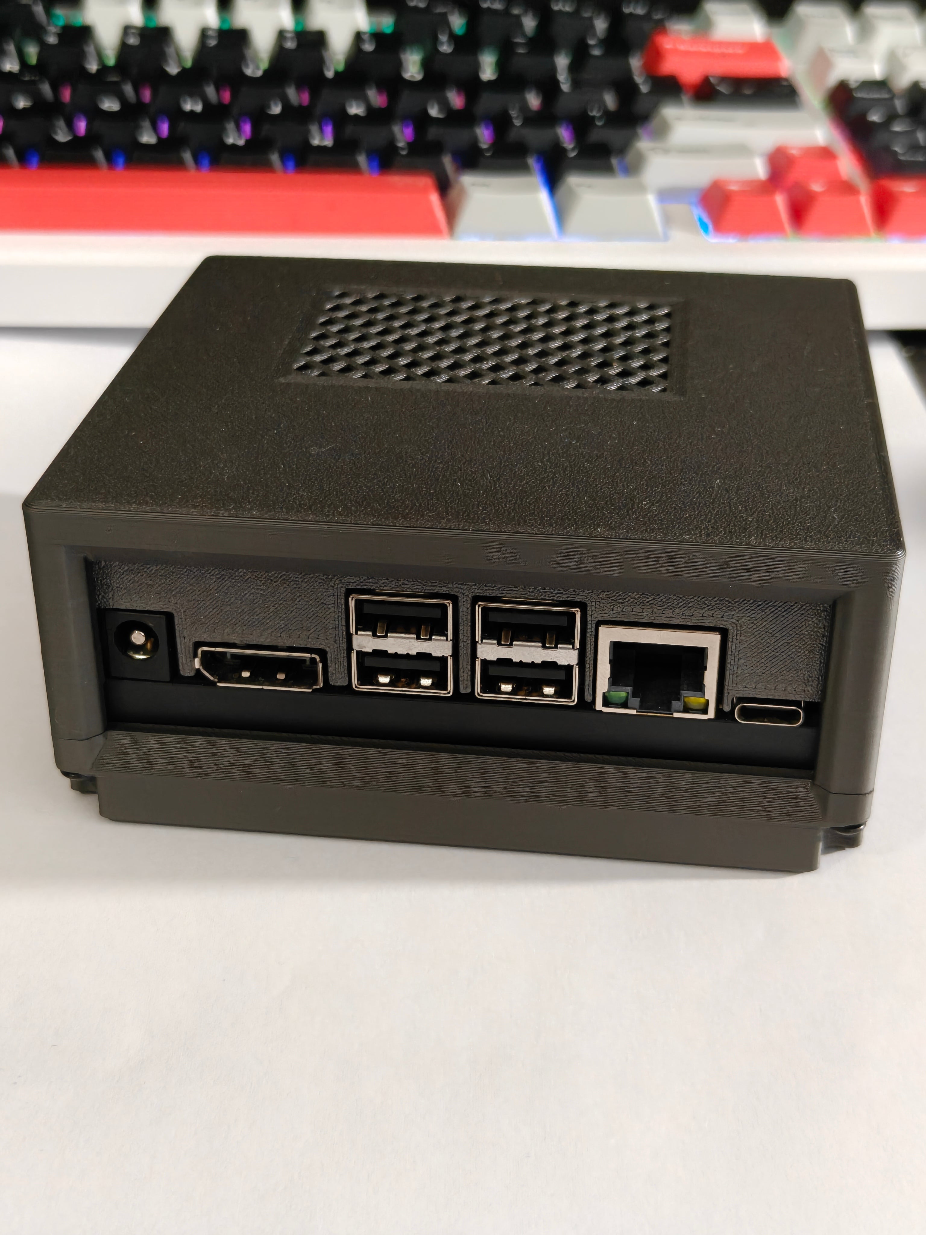 NVIDIA Jetson Orin Nano + SSD Heatsink Case