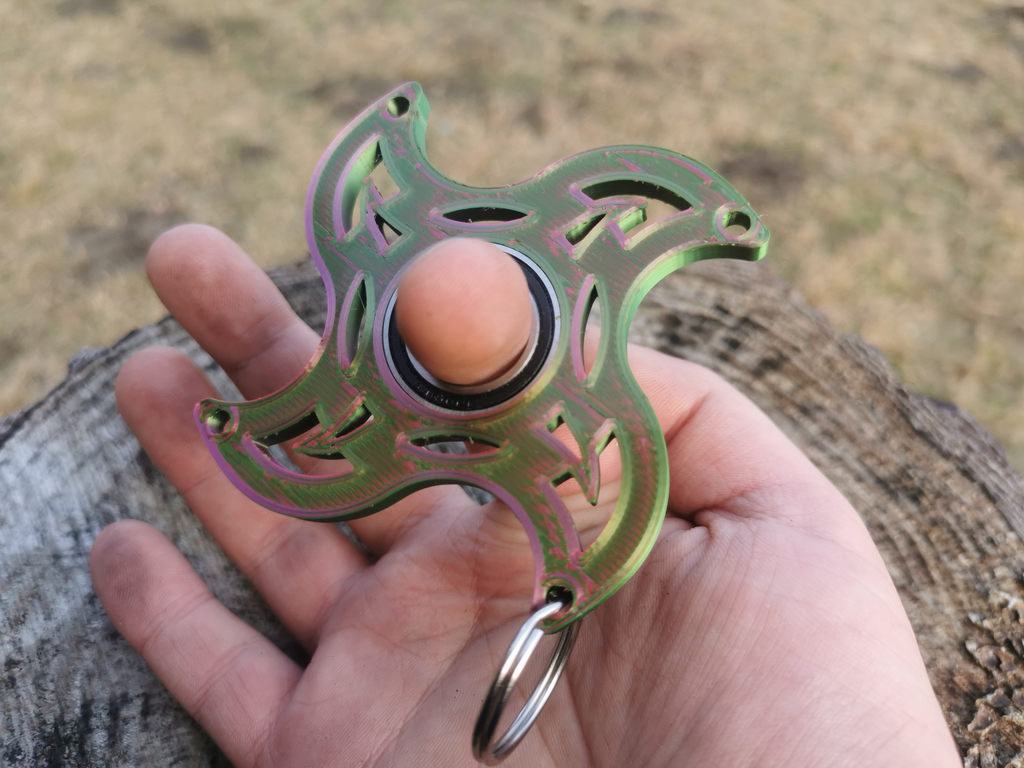 Wave Shuriken Keychain