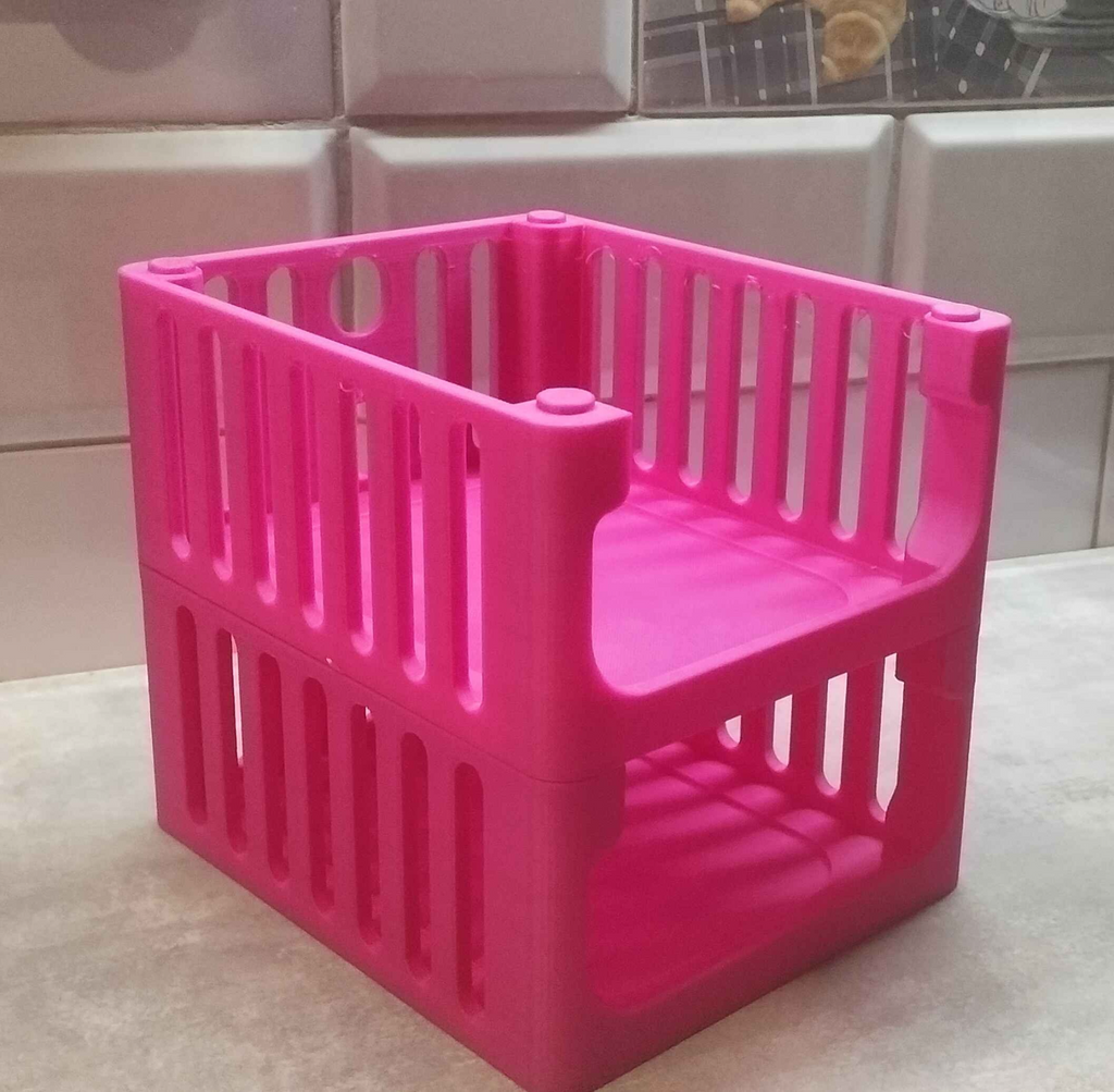 Stackable basket/organizer