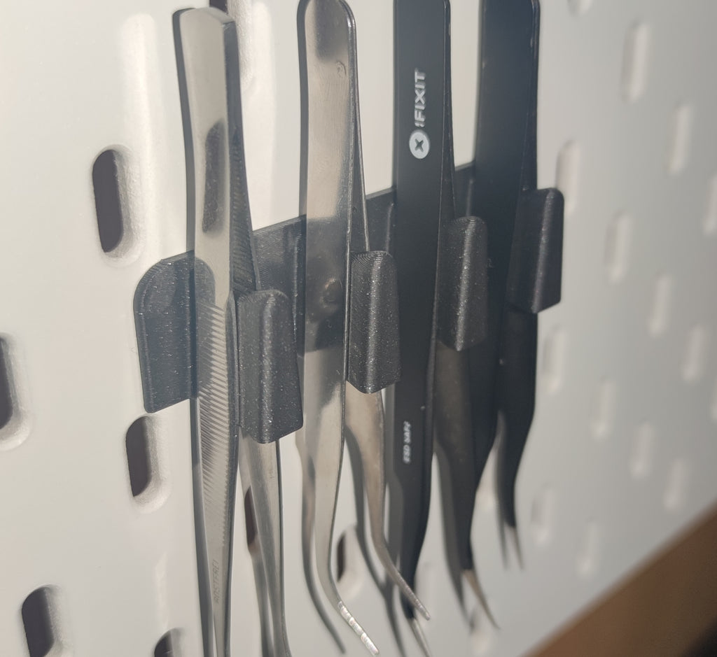 Skadis small tweezer holder - T-Nut Mounting System