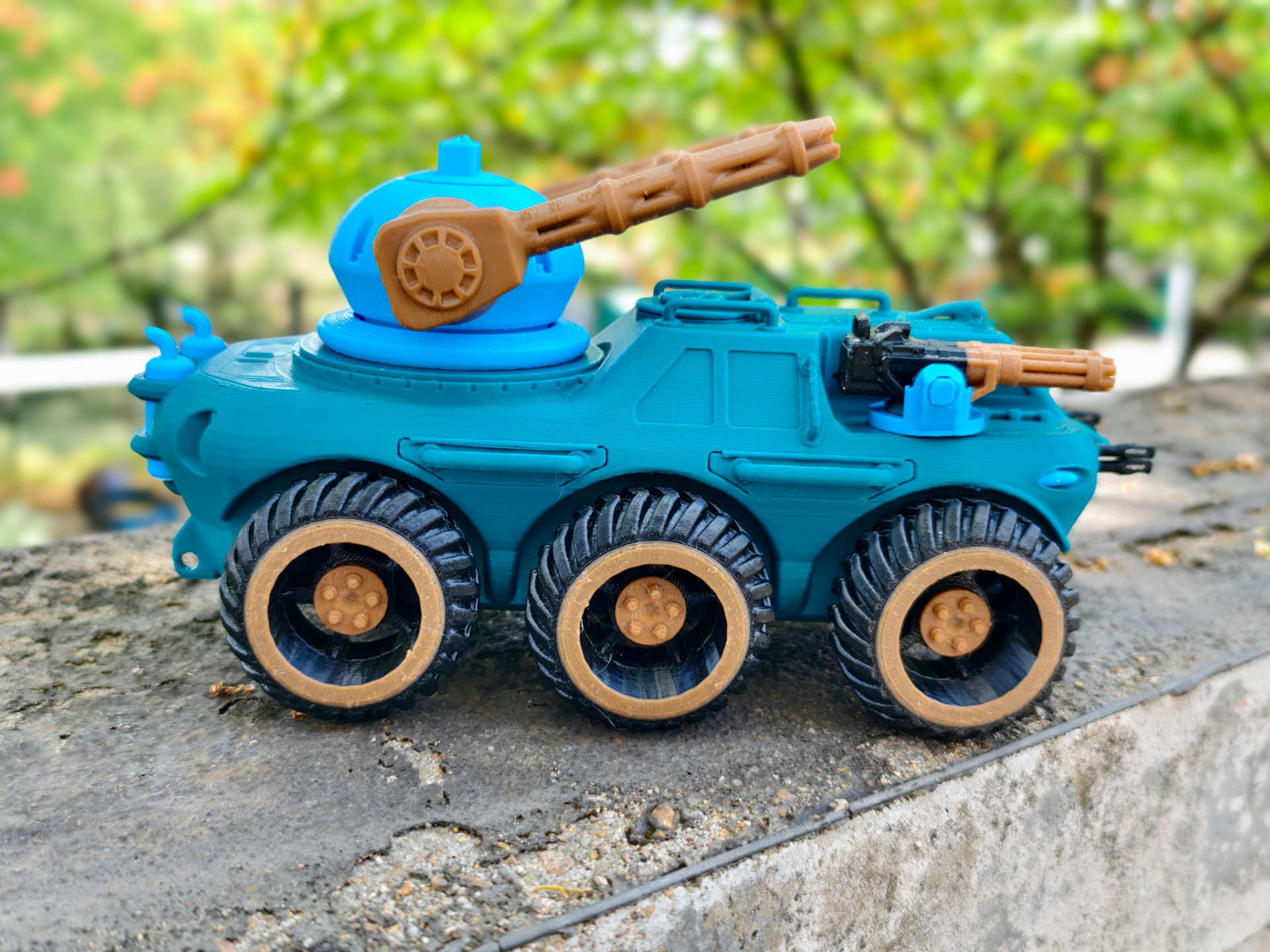 Future allterrain combat vehicle toy tank未来全地形装甲战车