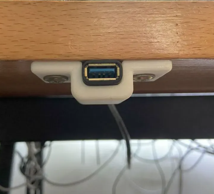 Attaching the USB port under the table