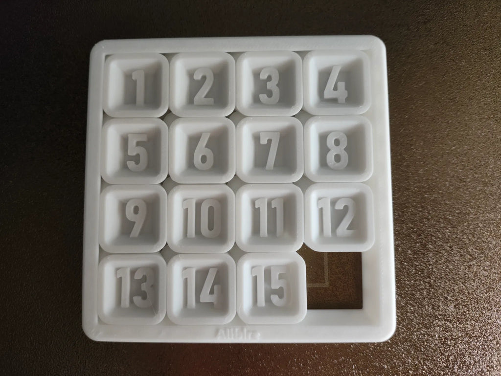 数字华容道-益智小玩具 4×4 数字解谜
