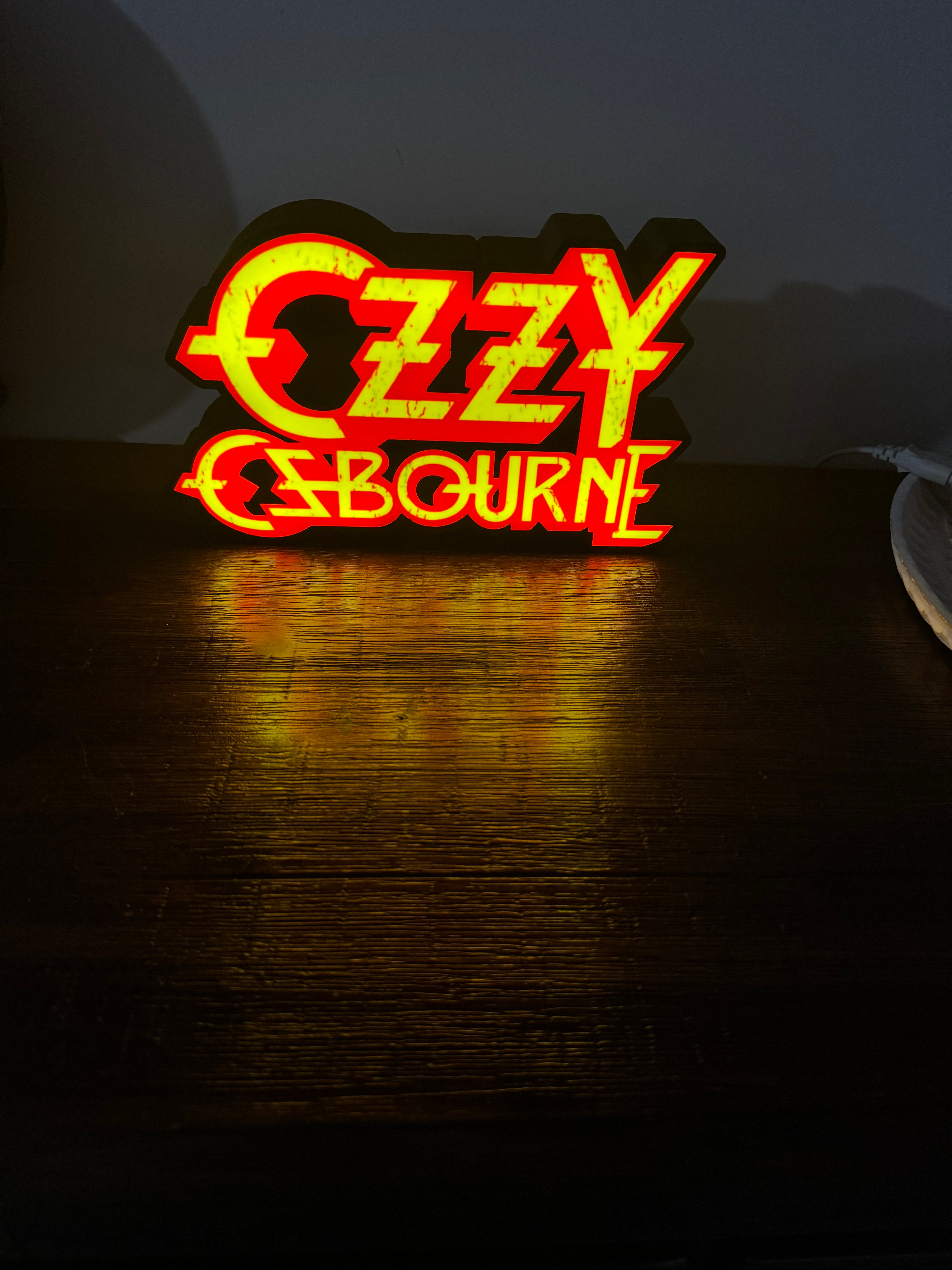 Ozzy Osbourne - Yellow & Red Scratched Logo Light