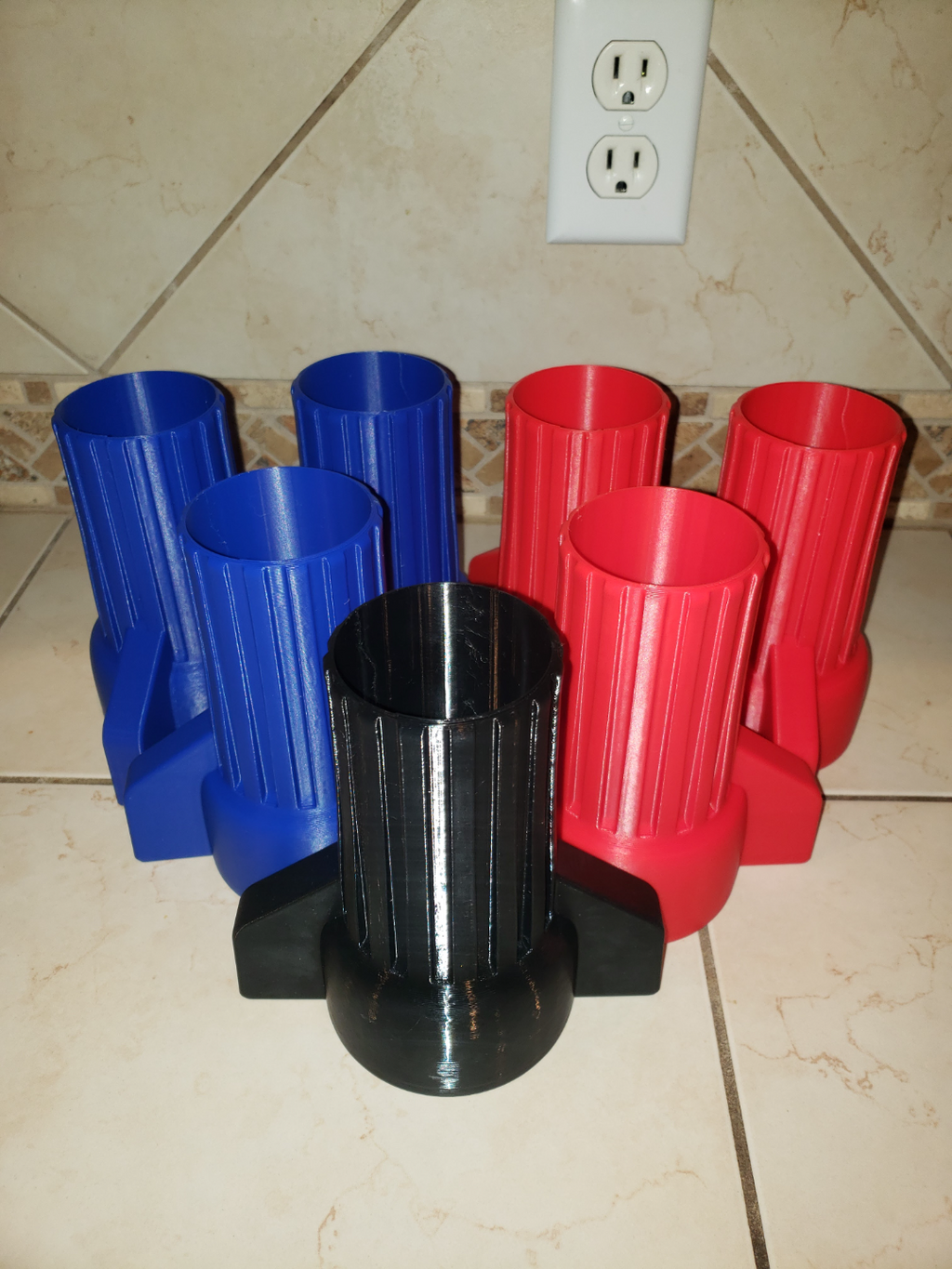 Wire Nut White Claw / Celsius Drink Holder