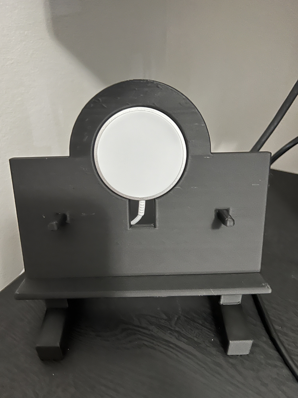 Vertical/Horizontal Wireless Phone Charging Stand