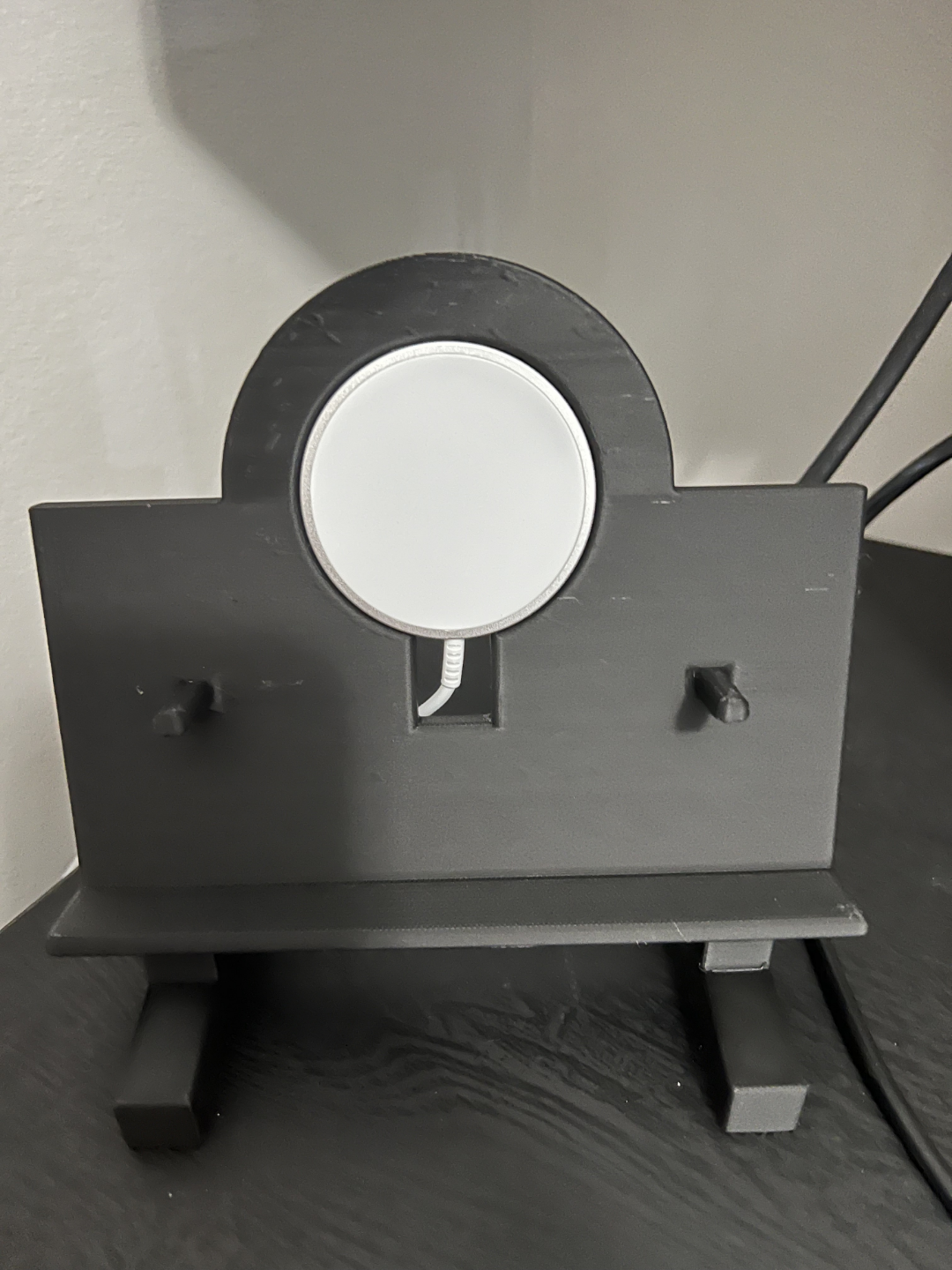 Vertical/Horizontal Wireless Phone Charging Stand