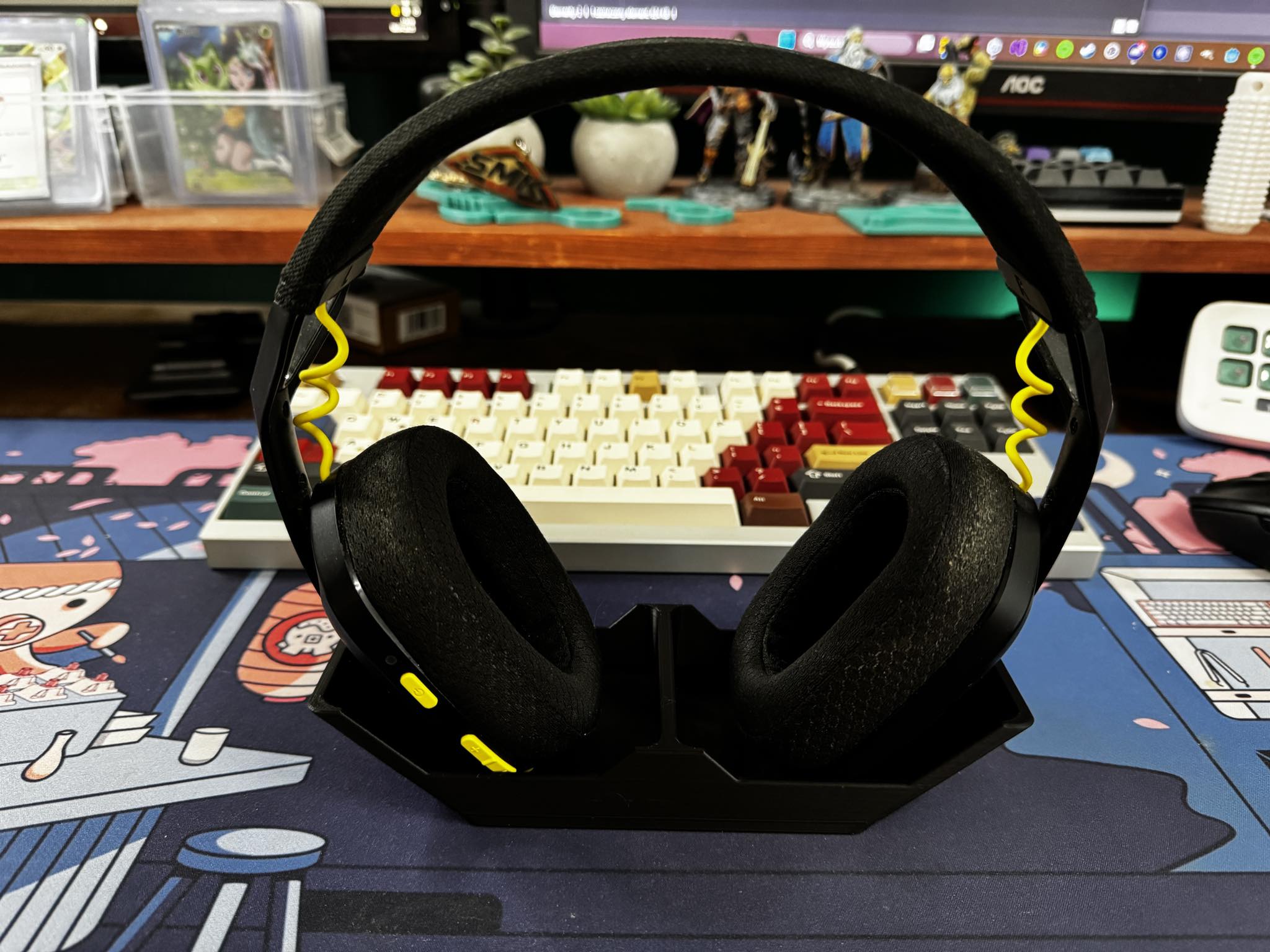 Headphones Stand