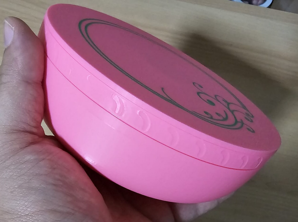 Nut bowl with lid and peel container