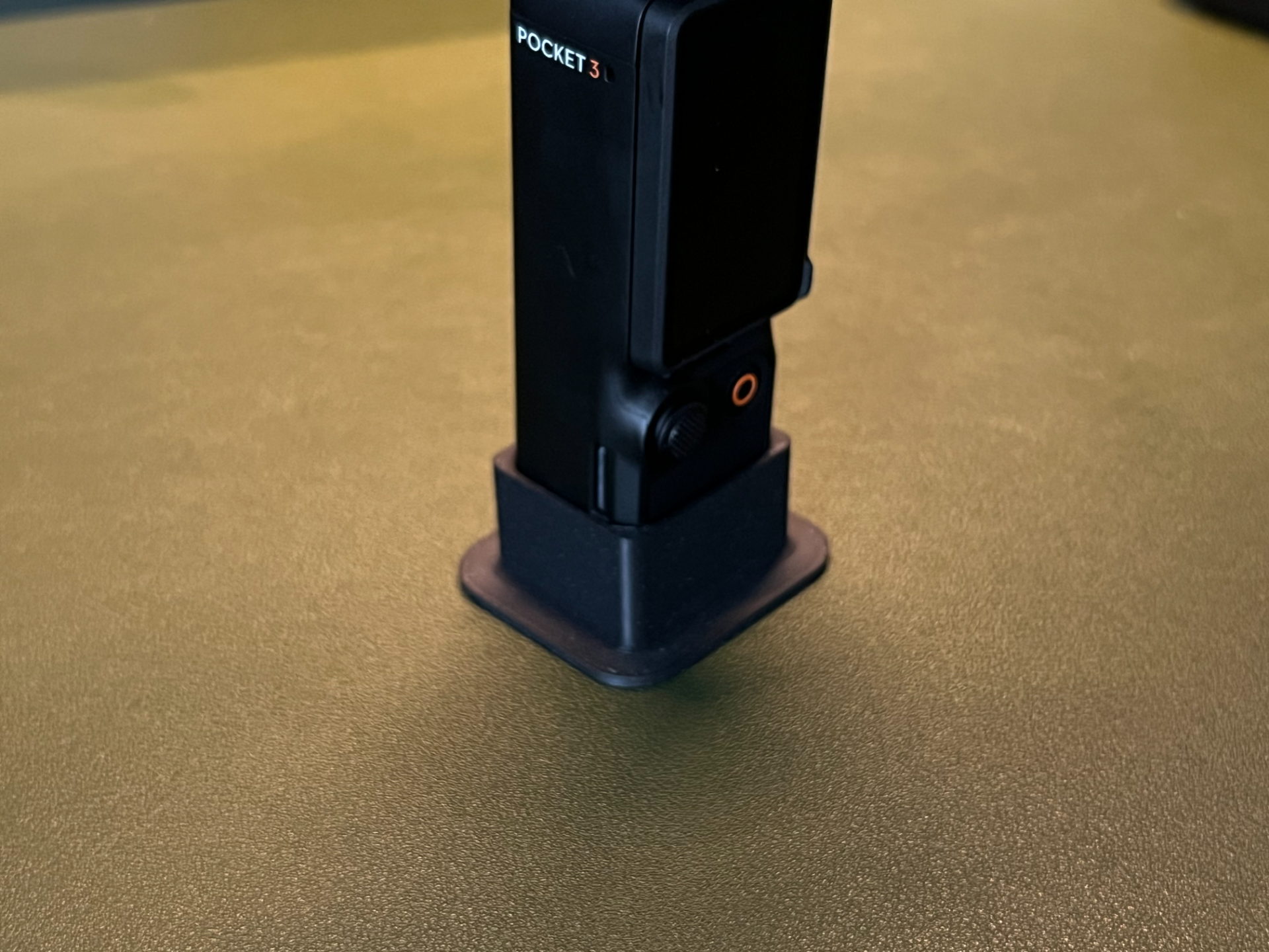 Simple DJI Osmo Pocket 3 stand
