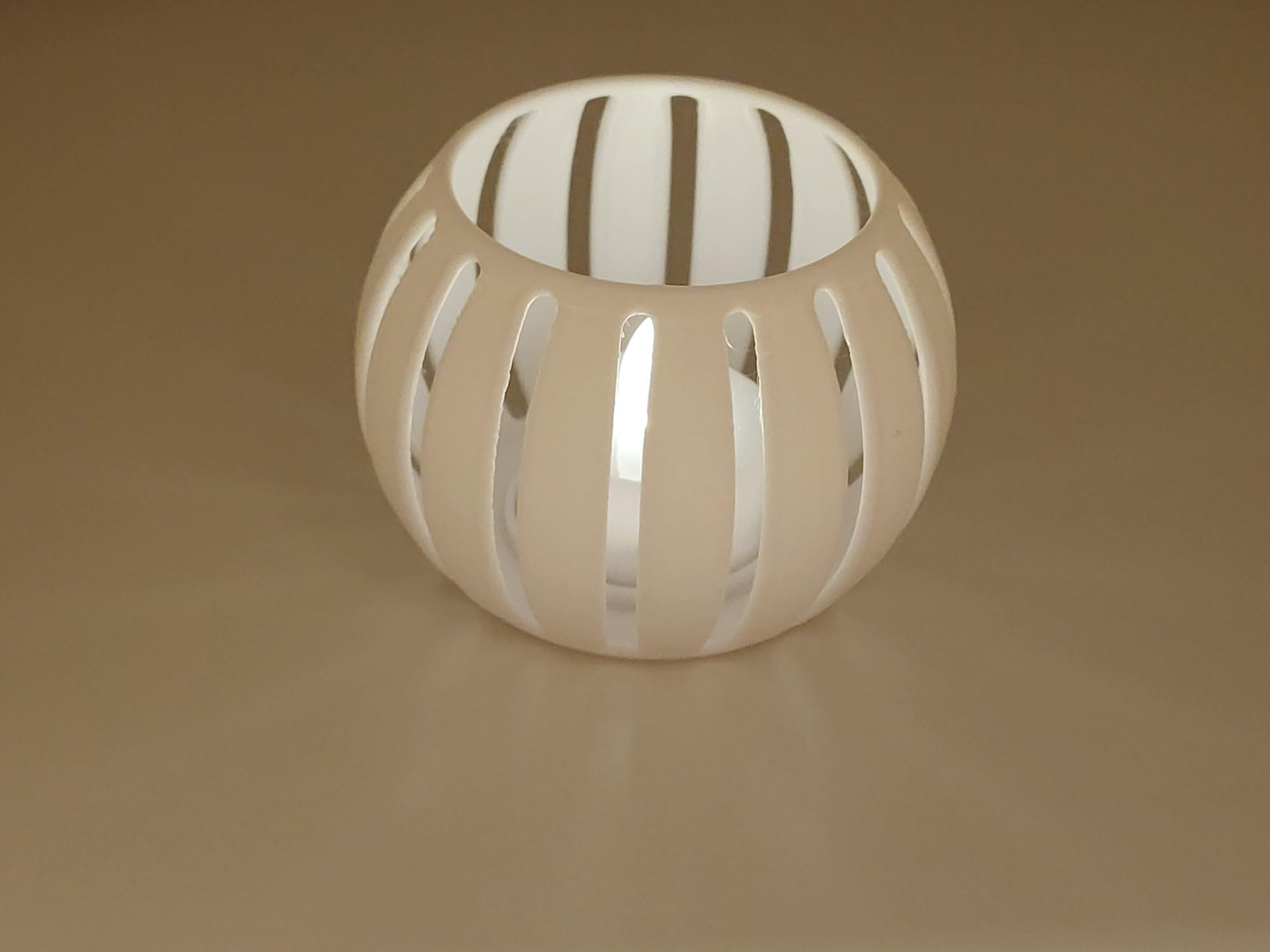 Christmas Ball Tealight