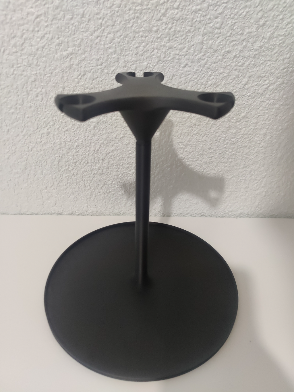 Wine glass holder/dryer