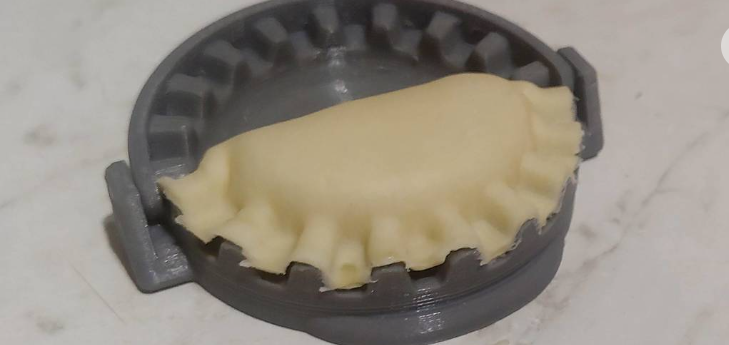 Pierogi pasta maker print in place