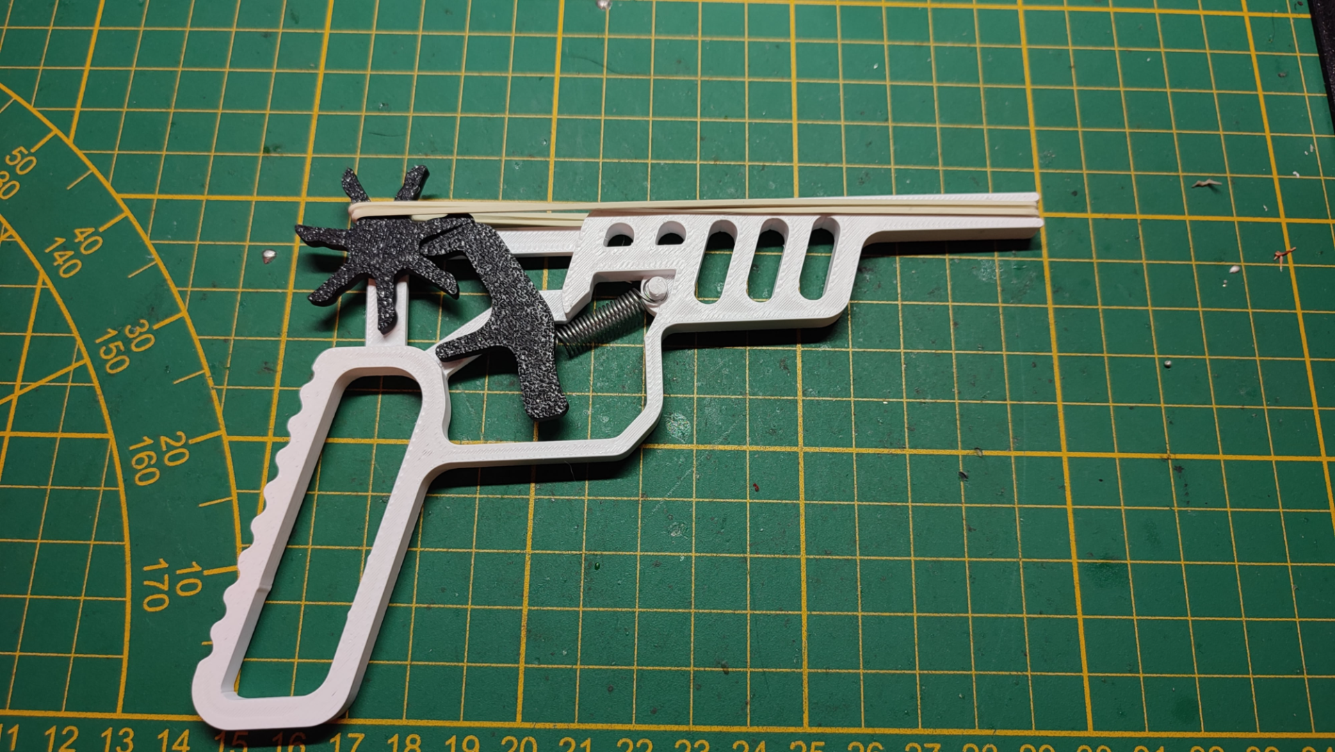 Rubber Band Gun improved V3
