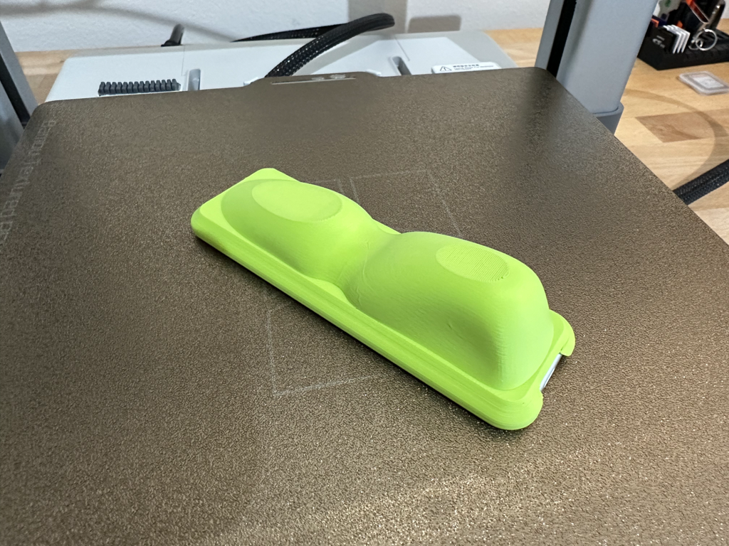 Ergonomic Apple TV Remote Case (4th Generation)