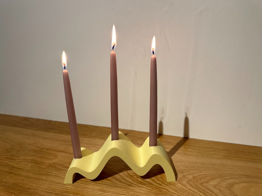 wavy candle holder (1,4 cm/0,55 inch candles)