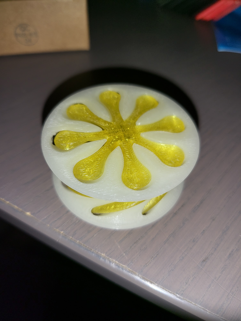 Compact Spiral Passthrough Toy.