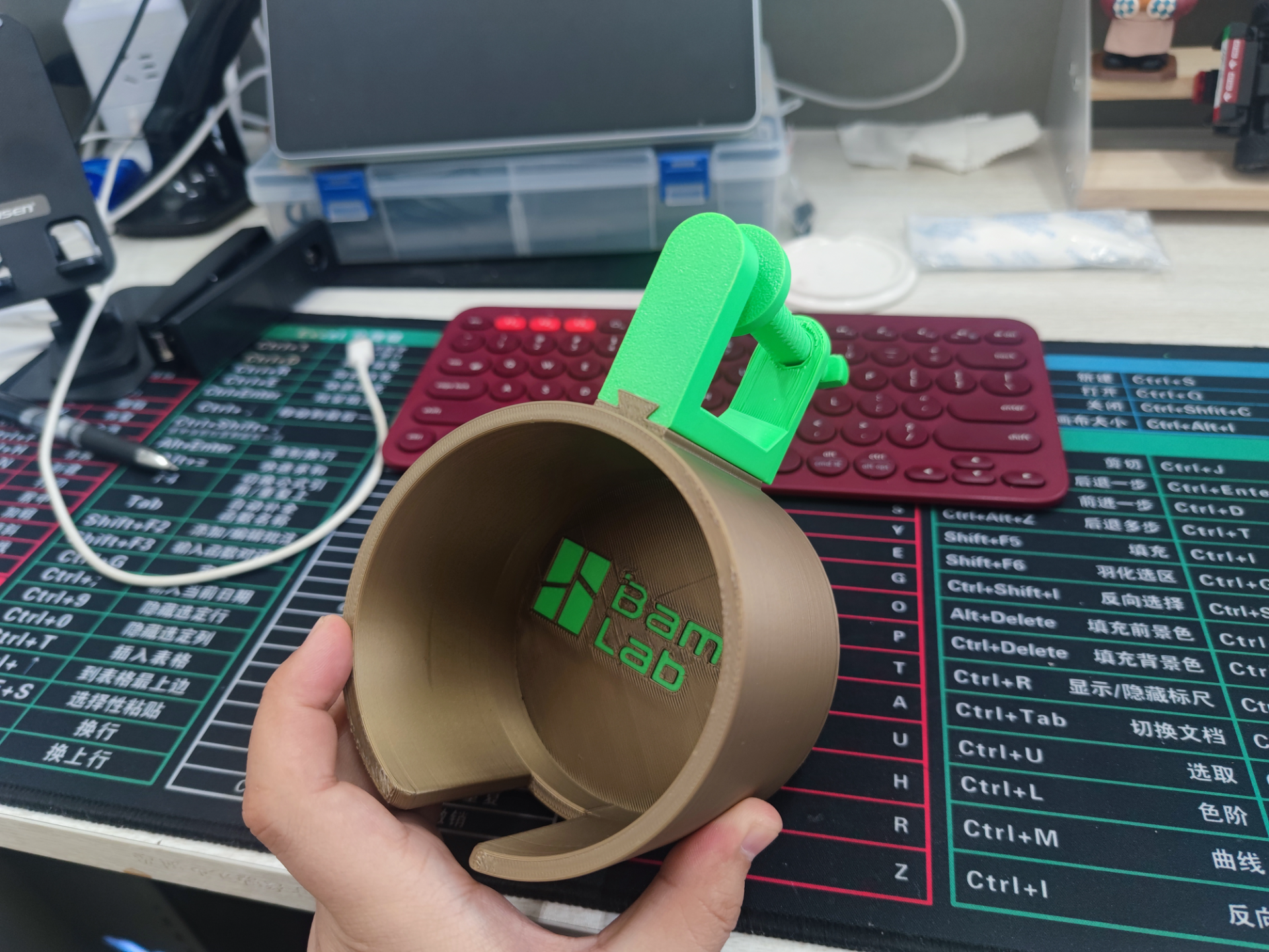 desk cup holder