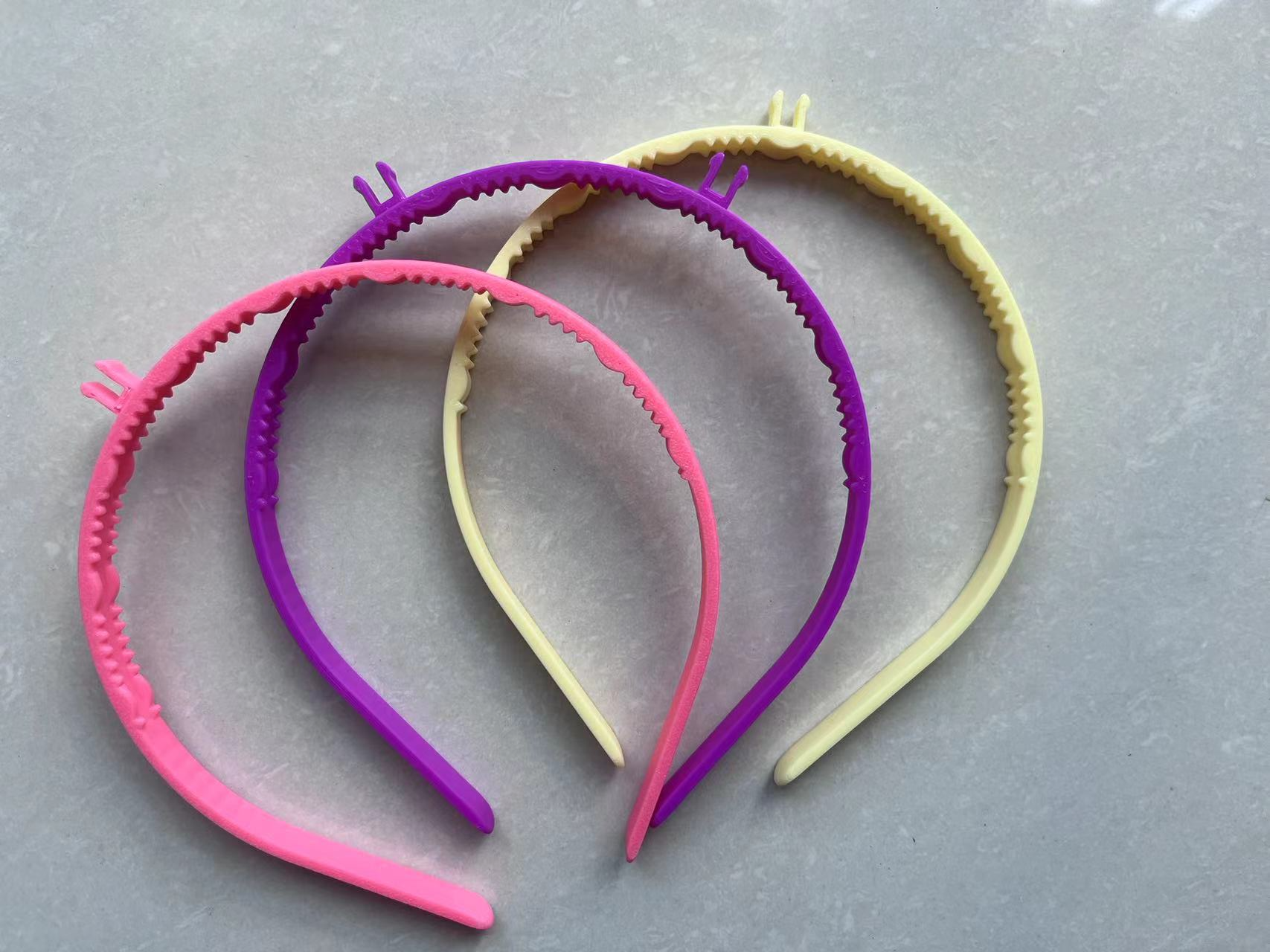 Detachable and customizable headbands，可装卸和自定义的发箍