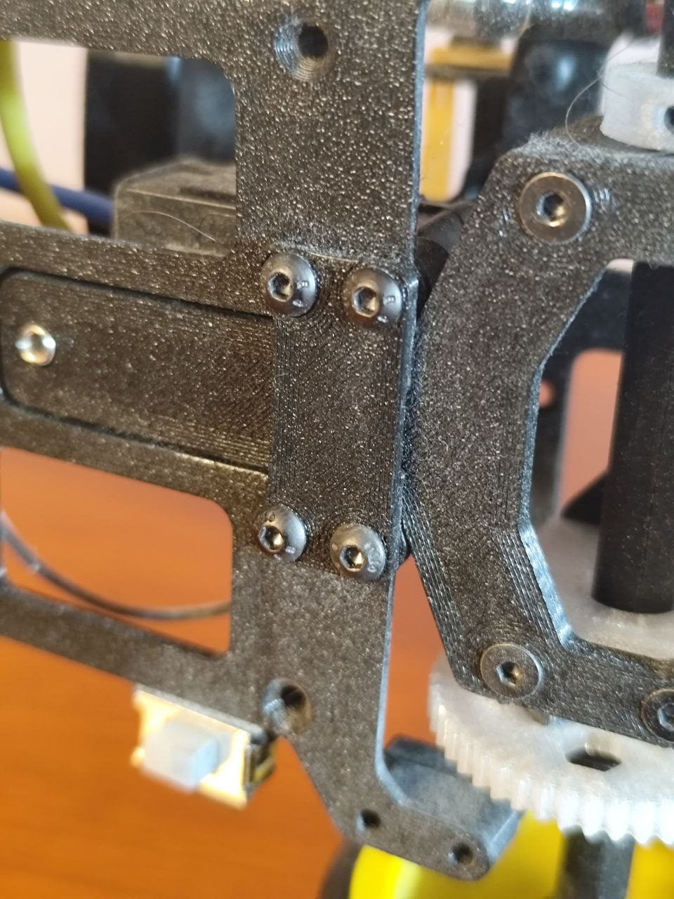 RDD1 r supention limit brace