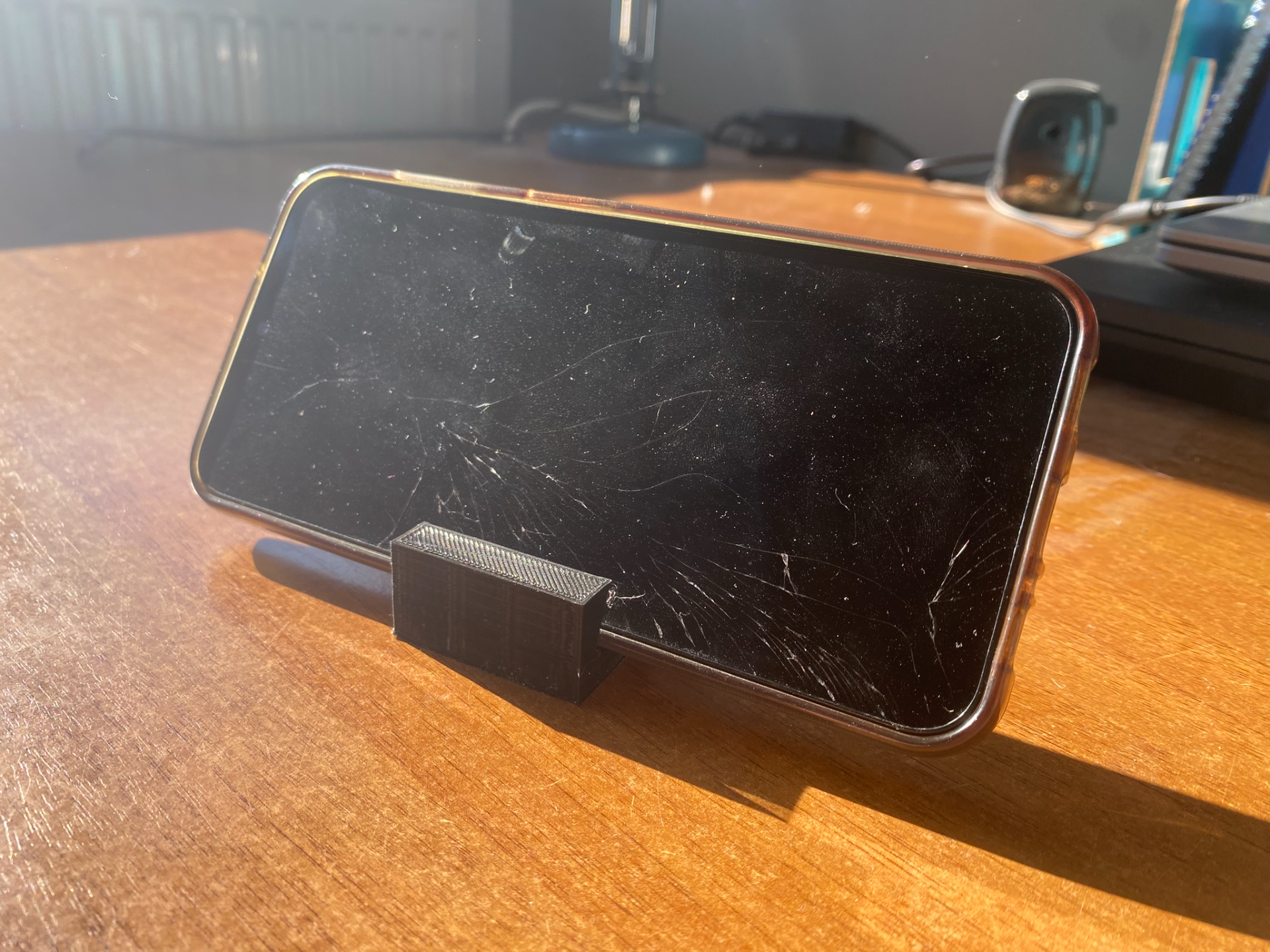 simple phone stand